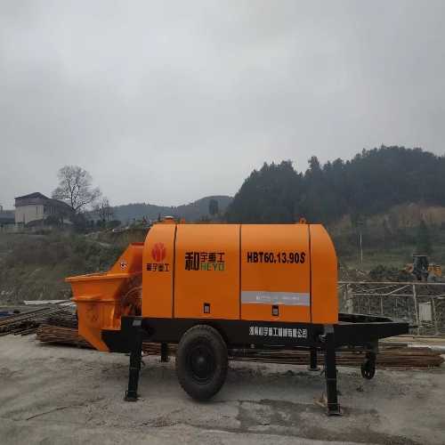 湖南和宇混凝土输送泵活塞如何更换